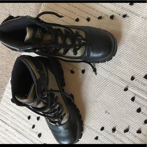 Vintage chunky hiking style boots